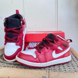 Jordan 1 Mid 9C Red White Black